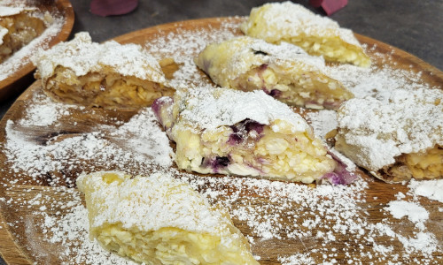 Hagyományos rétesnyújtás